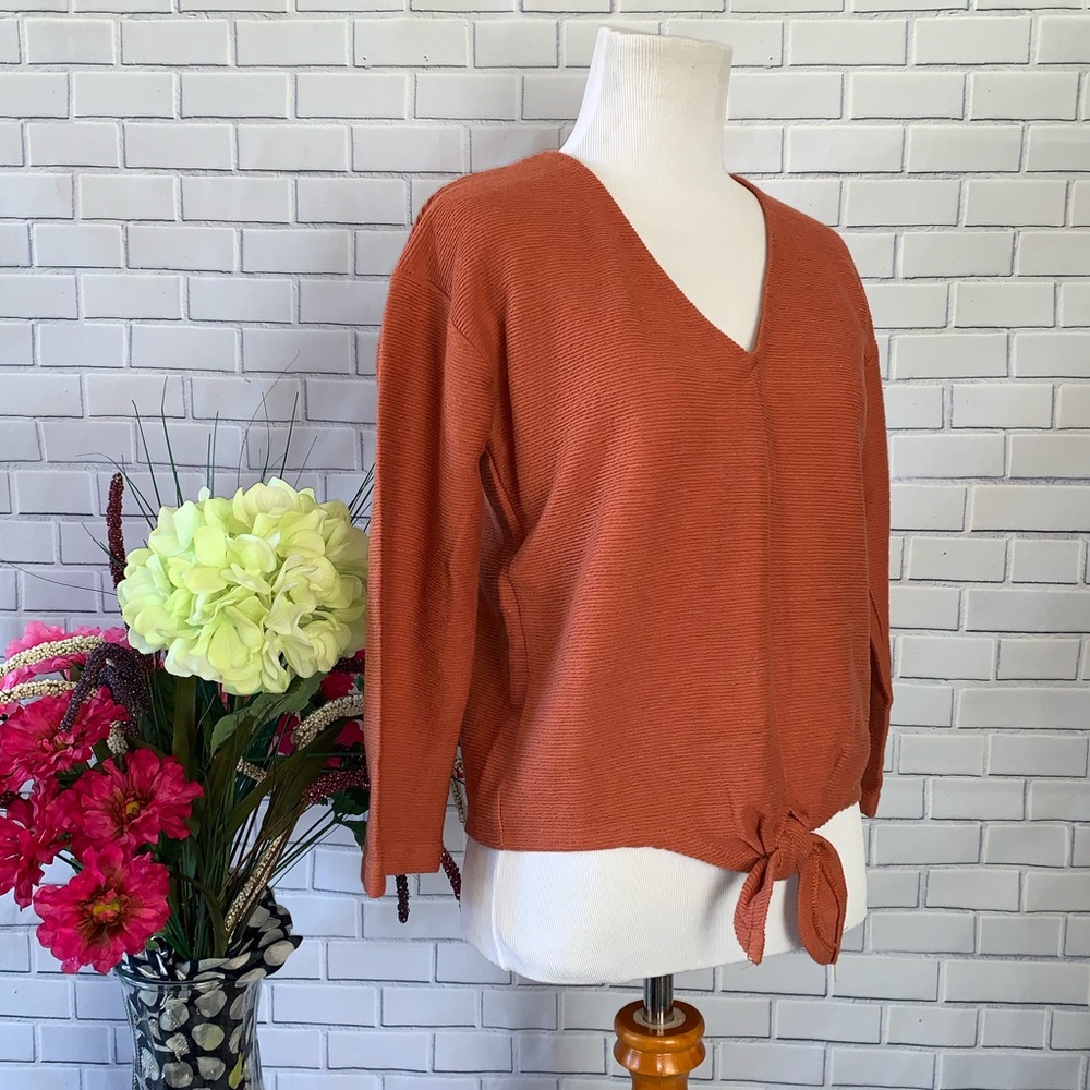 Madewell Texture Thread Long-Sleeve Tie-Front Top - Picture 11 of 12